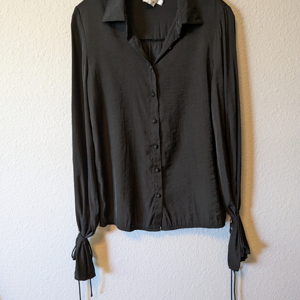 Princess Polly Women's Blouse Top Flared Sleeves Button Down Ruffle Ties 4 S - Picture 9 of 9